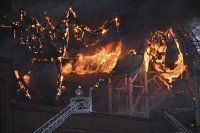 Пожар в голям лунапарк в Швеция (СНИМКИ)