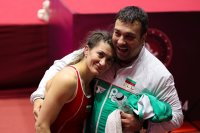 Страхотна Евелина Николова ще спори за златен медал на европейското първенство по борба