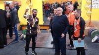 В Русе посрещнаха подобаващо четирикратния европейски шампион по вдигане на тежести Ангел Русев