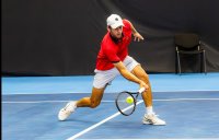 Александър Донски се класира за 1/4-финалите на двойки на турнира по тенис във Фаро