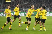 Борусия Дортмунд спечели домакинството си на ПСВ за място на 1/4-финалите в Шампионска лига