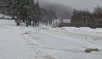 Сняг вали на прохода "Шипка"