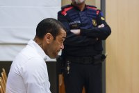 Дани Алвеш беше освободен от затвора в Барселона