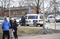 Дете загина, а други две са тежко ранени след като 12-годишен откри стрелба във Финландия