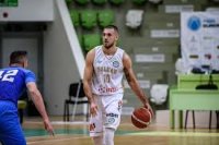 Сибиу и Павлин Иванов започнаха с поражение в плейофите на баскетболното първенство на Румъния