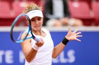 Виктория Томова отпадна в първия кръг на турнир в Руан