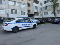 Маскиран нападател намушка жена в дома ѝ в София