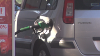 Цените на горивата: Бензинът поскъпва, дизелът поевтинява