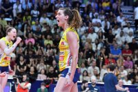 Конеляно спечели Шампионската лига по волейбол за жени