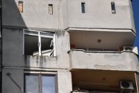 45-годишен пострада при взрив в жилището му в Хасково (СНИМКИ)