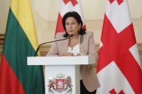 Грузинският президент наложи вето на спорния закон за чуждите агенти