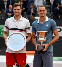снимка 1 Александър Зверев спечели втората си титла на турнира от сериите ATP 1000 в Рим