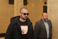 Съдът отложи делото срещу полицаите, ескортирали Димитър Любенов