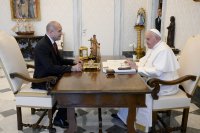 На аудиенция във Ватикана: Папа Франциск пожела на българския народ здраве, мир и благоденствие
