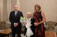 Лили Иванова беше наградена с Почетния знак на президента
