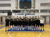 Младежките баскетболни национали стартираха подготовка за еврошампионата в Питещ