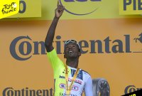 Гирмай стана първият чернокож колоездач с етапна победа в Обиколката на Франция
