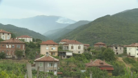 Пожарът от Гърция премина в България