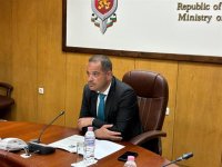 Калин Стоянов предложи помощ за справяне с пожара на гръцко-българската граница