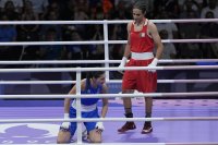 Боксьорките с неустановен пол: Скандалът с участието им на Игрите в Париж се разраства