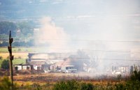 Все още не е окончателно потушен пожарът в складовете край Елин Пелин