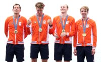 Нидерландия завоюва второ поредно олимпийско злато при четворките скул мъже