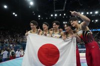 Япония спечели титлата в отборната надпревара на турнира по спортна гимнастика за мъже