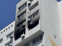 Евакуираха три деца заради пожар в жилищен блок в Бургас