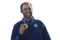 Водачът в световната ранглиста по голф Скоти Шефлър е олимпийски шампион в Париж