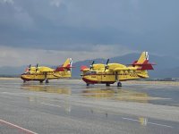 Два самолета от Испания ще помагат утре за гасенето на пожарите у нас, съобщи Калин Стоянов