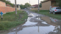 През ден без вода в село Крушаре, хората заплашват с протест и блокада на пътя Сливен - Ямбол