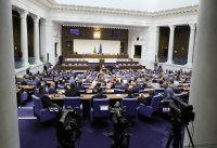 Скандал в парламента заради споразумението за сътрудничество в отбраната с Украйна