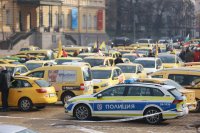 Taxi drivers stage new protest against increase in the price of compulsory third party liability insurance