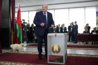 Предизвестена победа за "вечния" Лукашенко в Беларус за седми пореден път