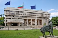 МВнР: Осем са българите, част от екипажа на кораба "Вежен"