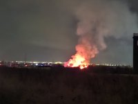 Какви са причините за големия пожар в склад за пелети в София?