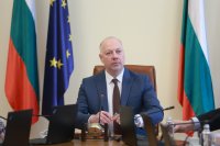 Премиерът разпореди връзка между системите на НАП и Агенция "Митници" и достъп до камерите на АПИ