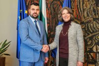Министър Георгиев се срещна с временно управляващата посолството на САЩ Сюзън Фалатко