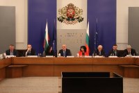 Социалните партньори остават разединени в позициите си за бюджета