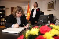 Киселова: България скърби с братския народ на РСМ