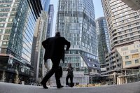 Базовите мита от 10% на Тръмп влязоха в сила