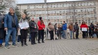 Протести в Пловдив и Варна срещу насилието над деца