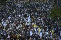 Антиправителствените протести в Израел продължават, финансовият министър подаде оставка