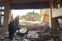 Жертвите след труса в Мианмар надхвърлиха 2000