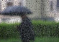 Предимно облачно със слаби превалявания