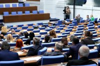 Спорове между партиите в НС за мерките срещу войната по пътищата