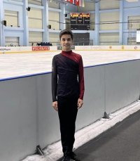 България завоюва осем медала от турнир по фигурно пързаляне в Словения