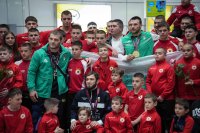 След златото и среброто в Братислава - Кирил Милов и Семен Новиков се завърнаха у нас