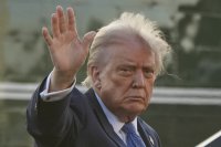 Войната в Украйна: Тръмп призова Путин да спре атаките