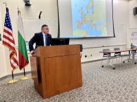 Посланикът на България във Вашингтон е подал оставка